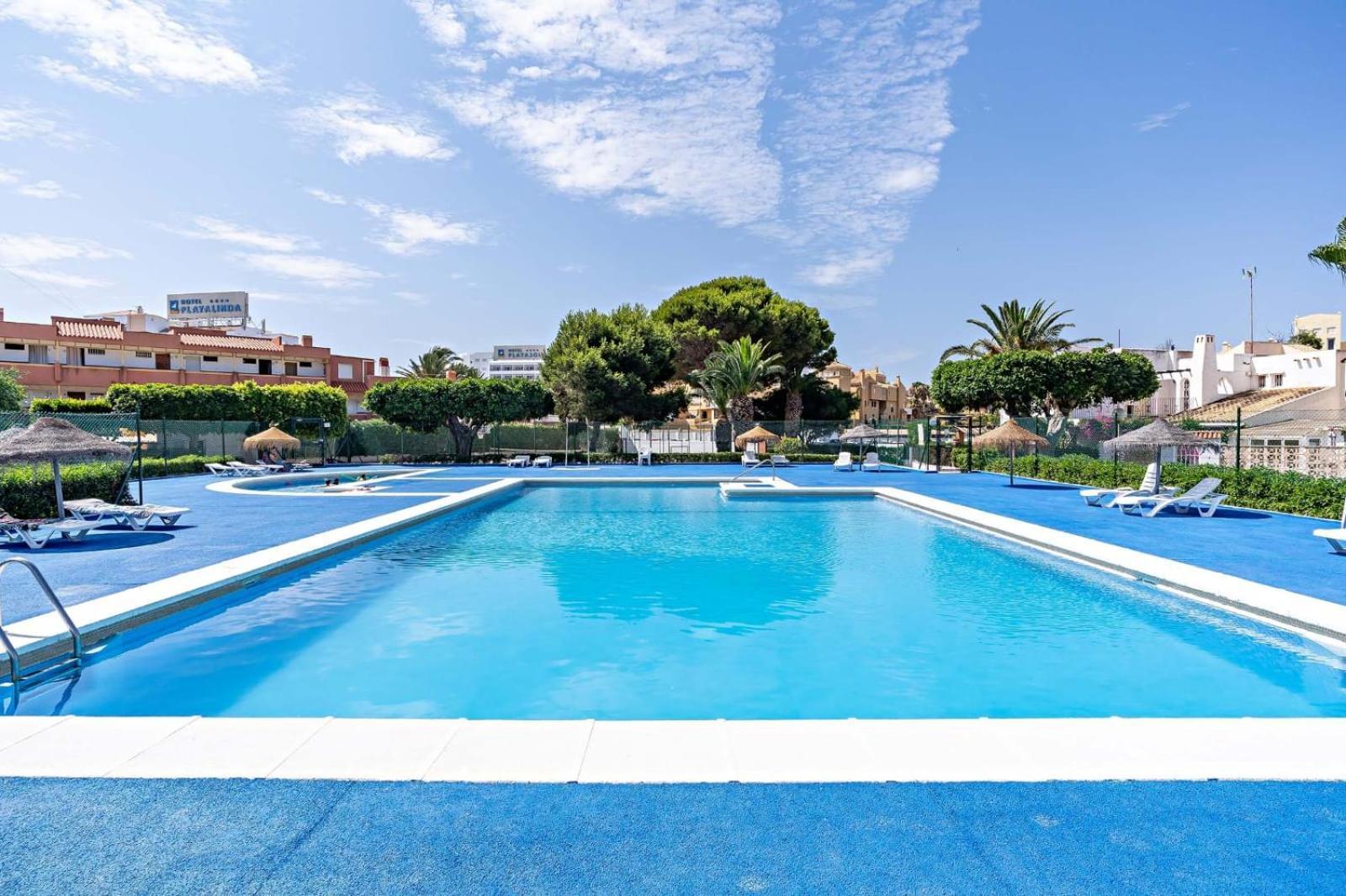 Capri - Pueblo Italia Apartment โรเกตัสเดมาร์ ภายนอก รูปภาพ